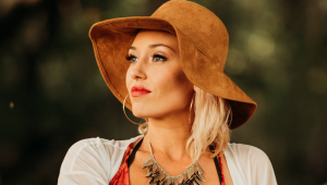 Image of Anuhea's "Grateful & Grooving" Thanksgiving Celebration
